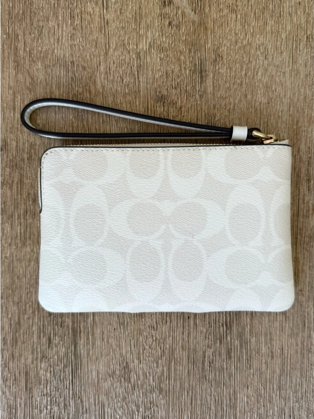 Coach Signature Canvas Wristlet NWT Chalk White Gold Zip Pouch - Picture 3 of 6